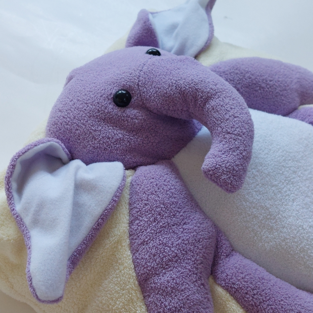 Decorative elephant snuggle pillow NWOT - Picture 4 of 5